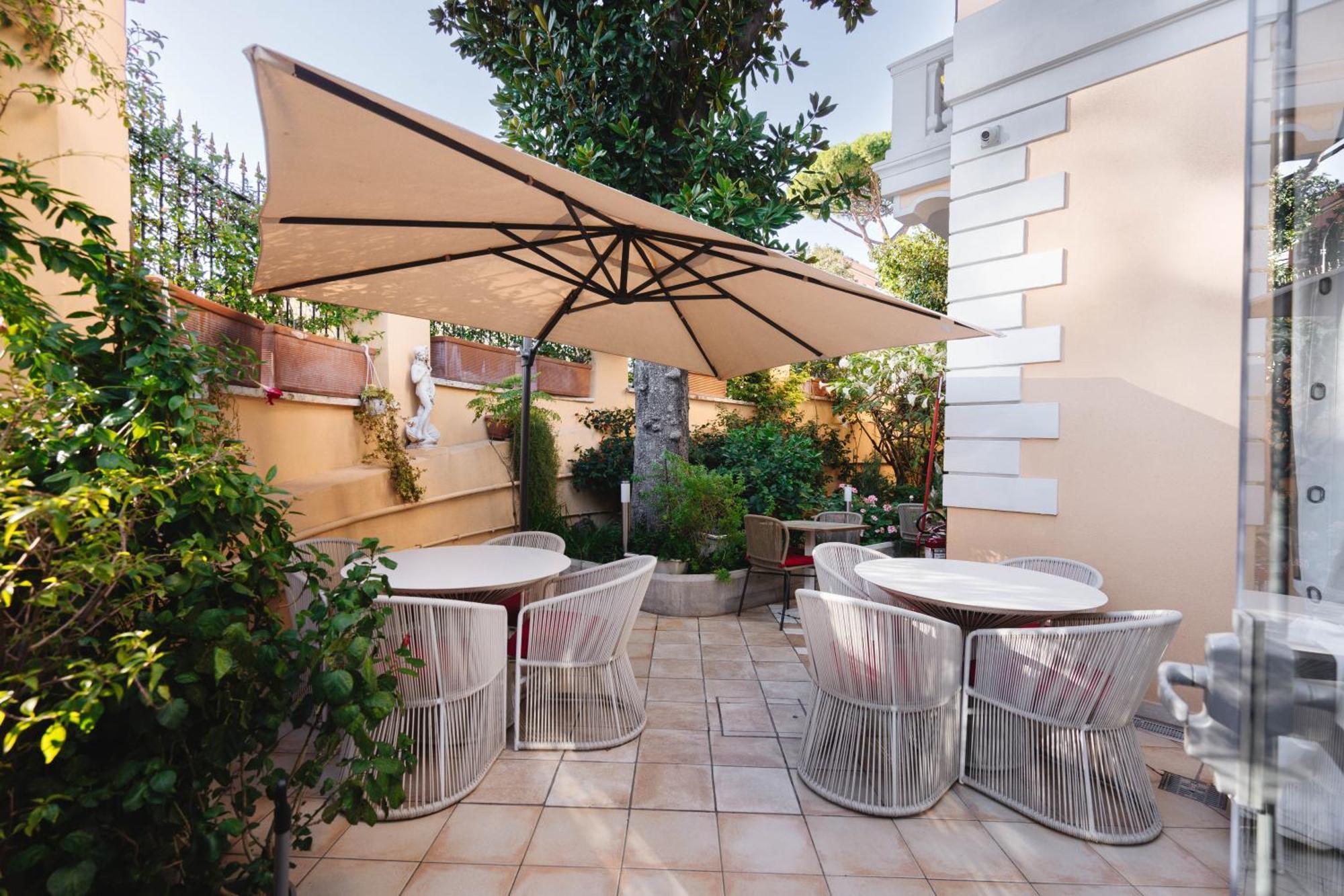 רומא Sourire Hotel מראה חיצוני תמונה