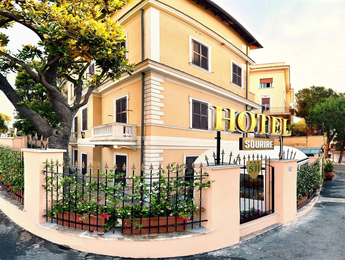 רומא Sourire Hotel מראה חיצוני תמונה